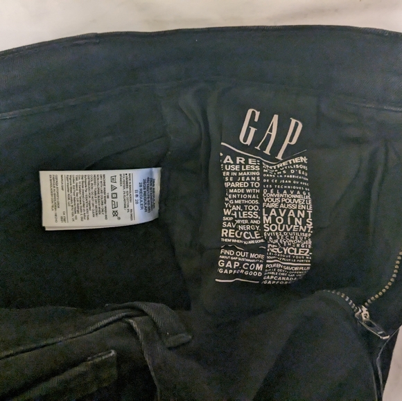 2/$25 Gap classic skinny jeans - Picture 4 of 4